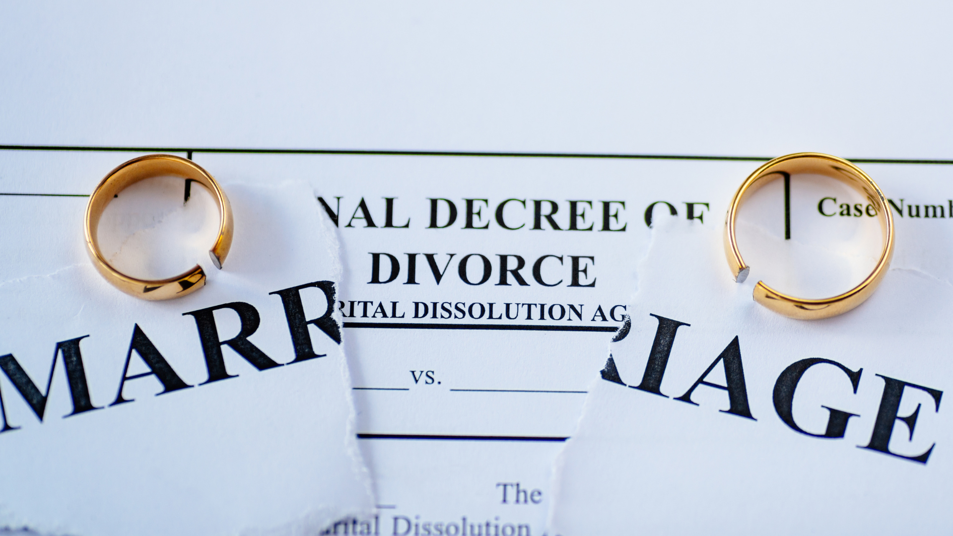 Why Trust a Contested Divorce Lawyer in West Palm Beach